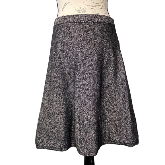 NWT Nannette Lepore Stretch Metallic Gold Flare Skirt Size Large Black - Picture 2 of 6